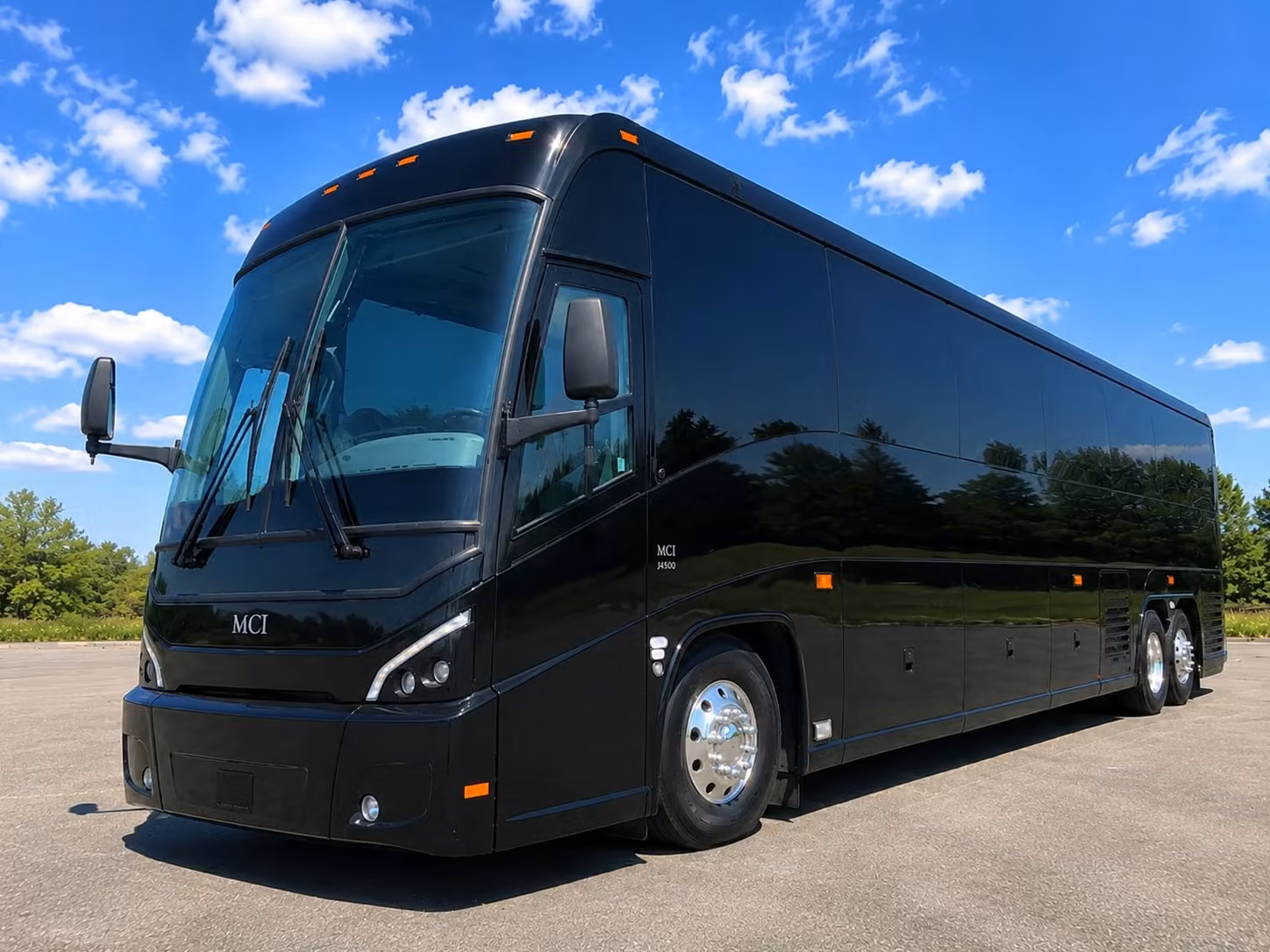 a clinton field trip bus rental makes toledo museum trips effortless