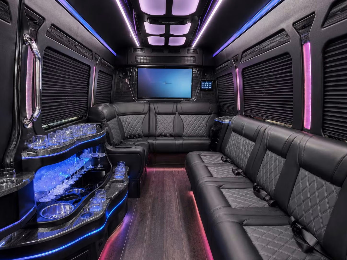 airport transfers for wedding guests flying into the clinton michigan area