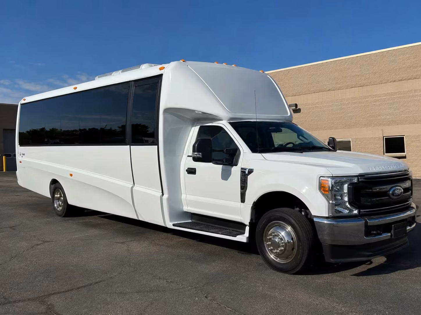 clinton wedding shuttle services transportation
