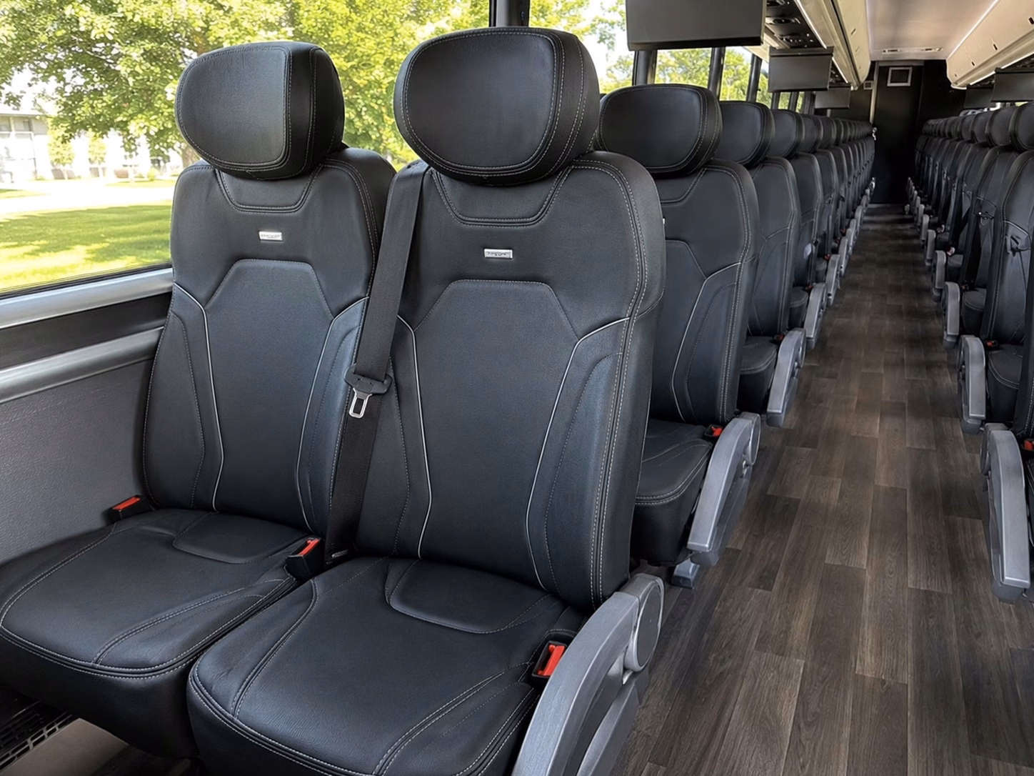 shuttle your wedding guests between clinton venues without the headache